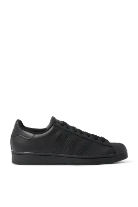 Adidas Superstar Sneakers.