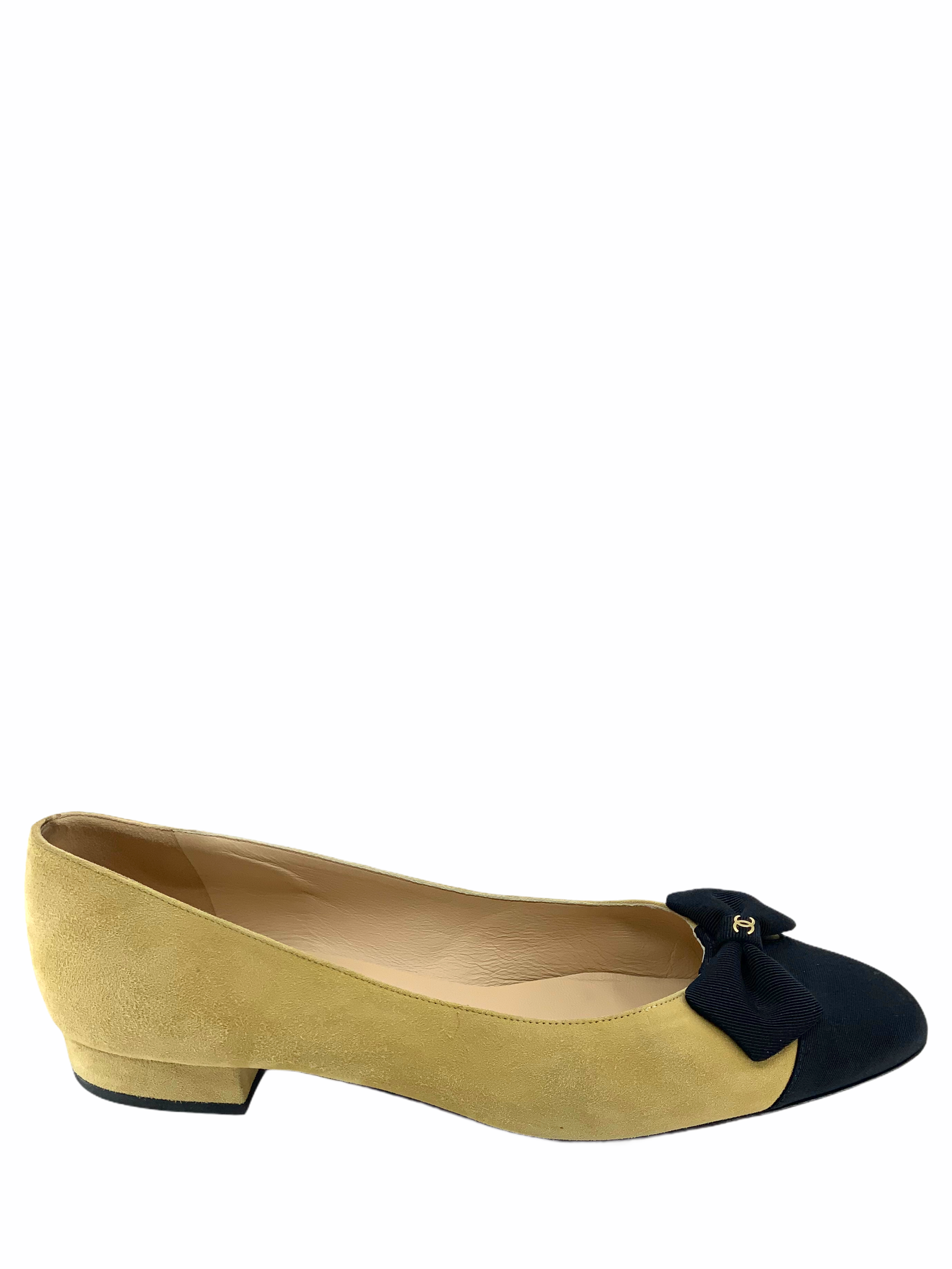 Chanel suede bow cap toe pumps, size 9.