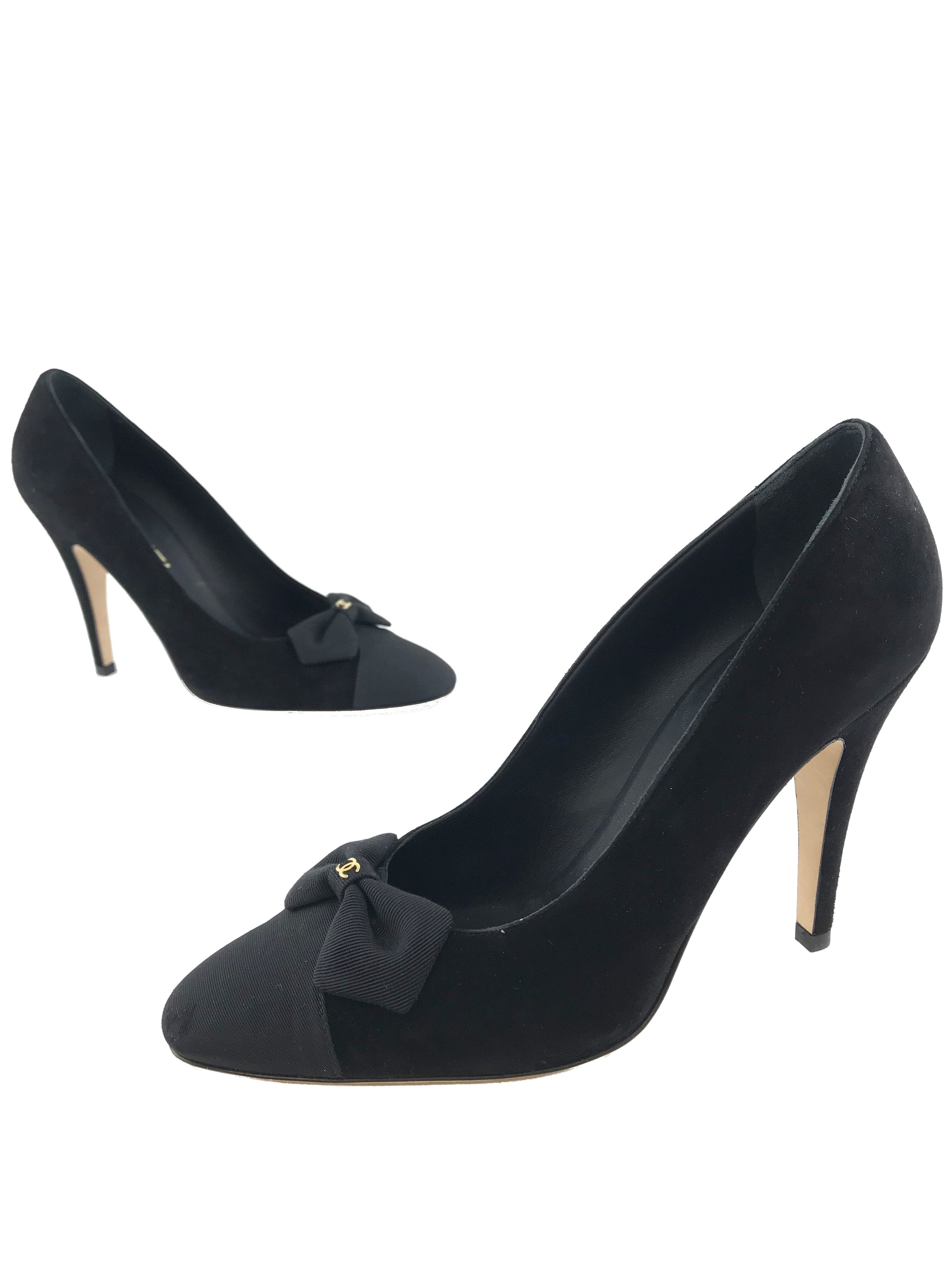 Chanel Suede Grosgrain Cap Toe Bow Pumps - Size 10 | 15k