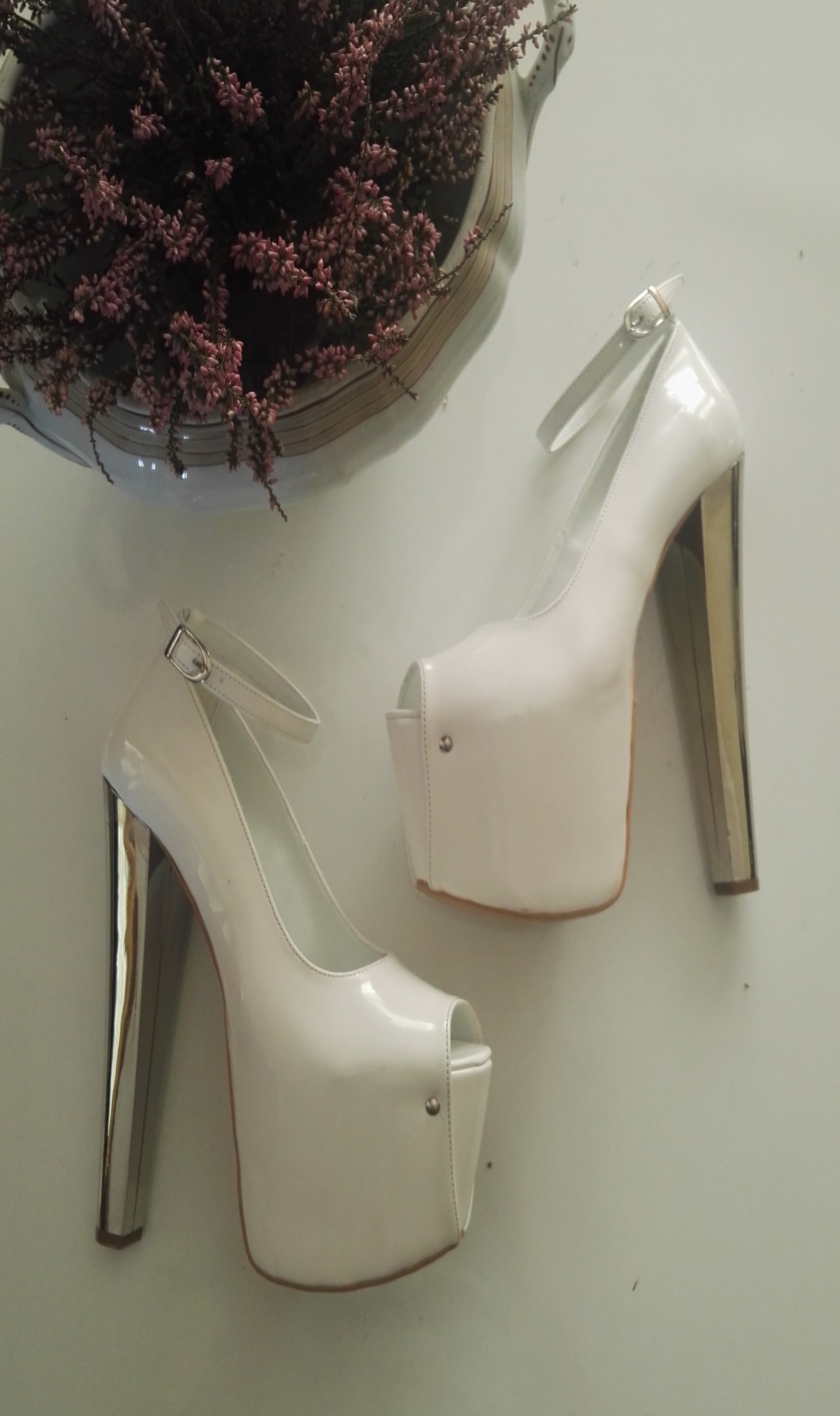 Cream Patent Leather High Heel Shoes 19 cm