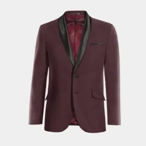 Essential burgundy blazer tuxedo with pocket square.