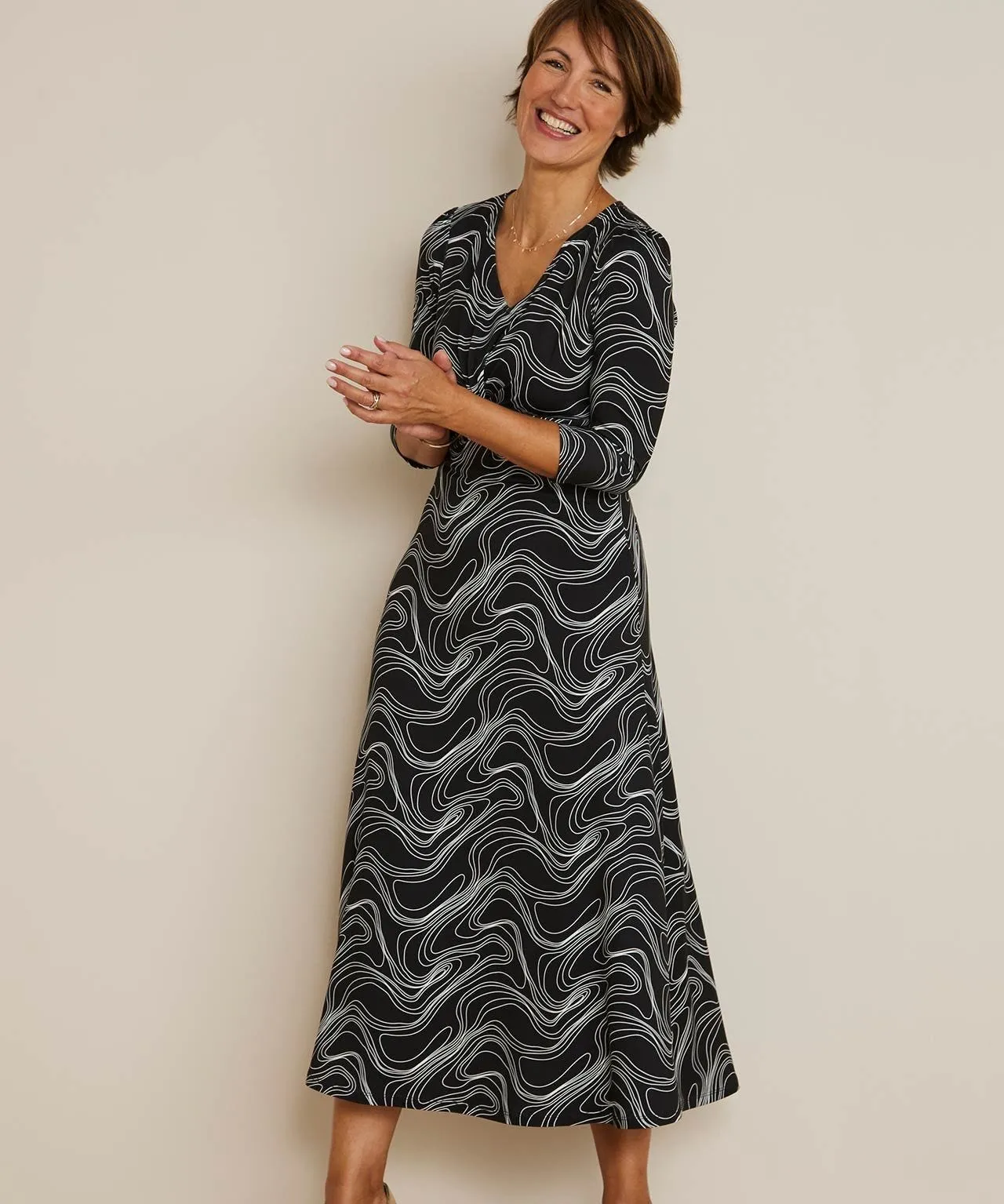 Trendy Knot Front V-Neck Patterned Dress