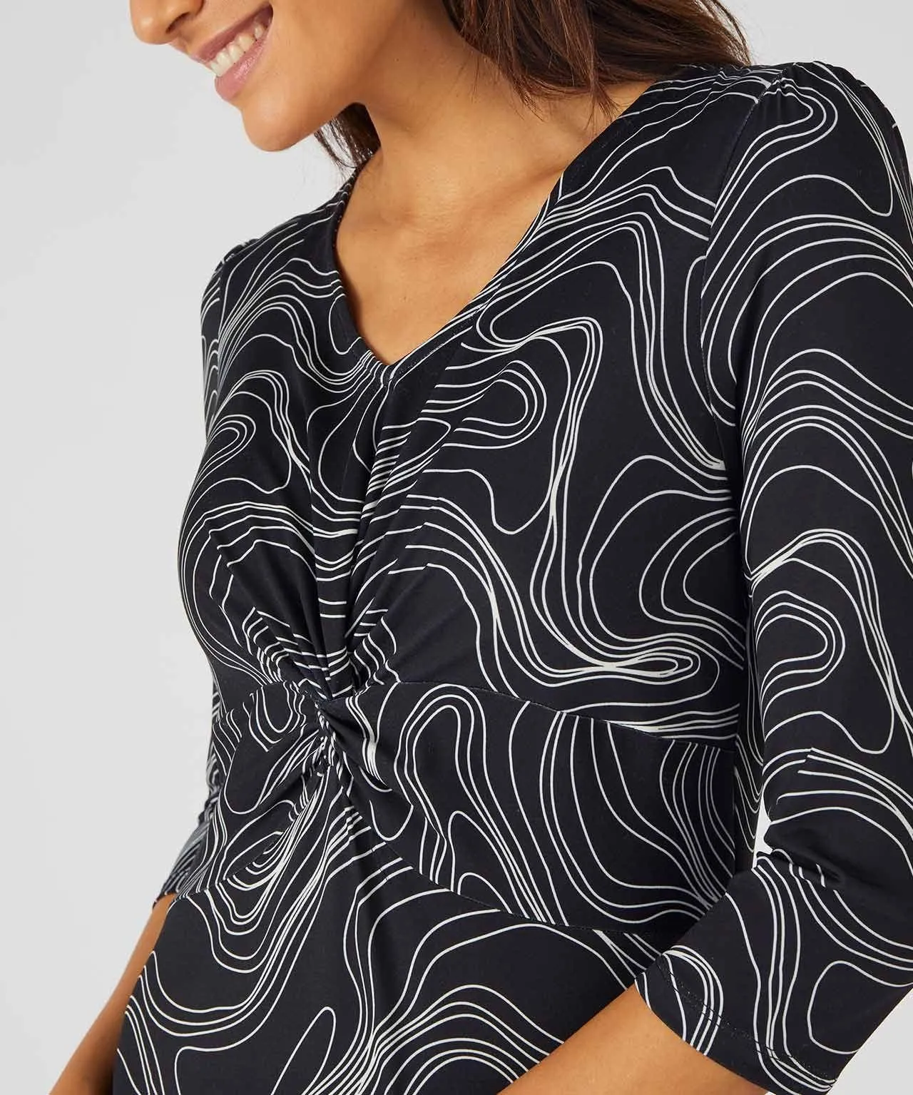 Trendy Knot Front V-Neck Patterned Dress