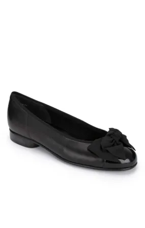 Gabor Women's Patent Leather Bow Toe Pump
