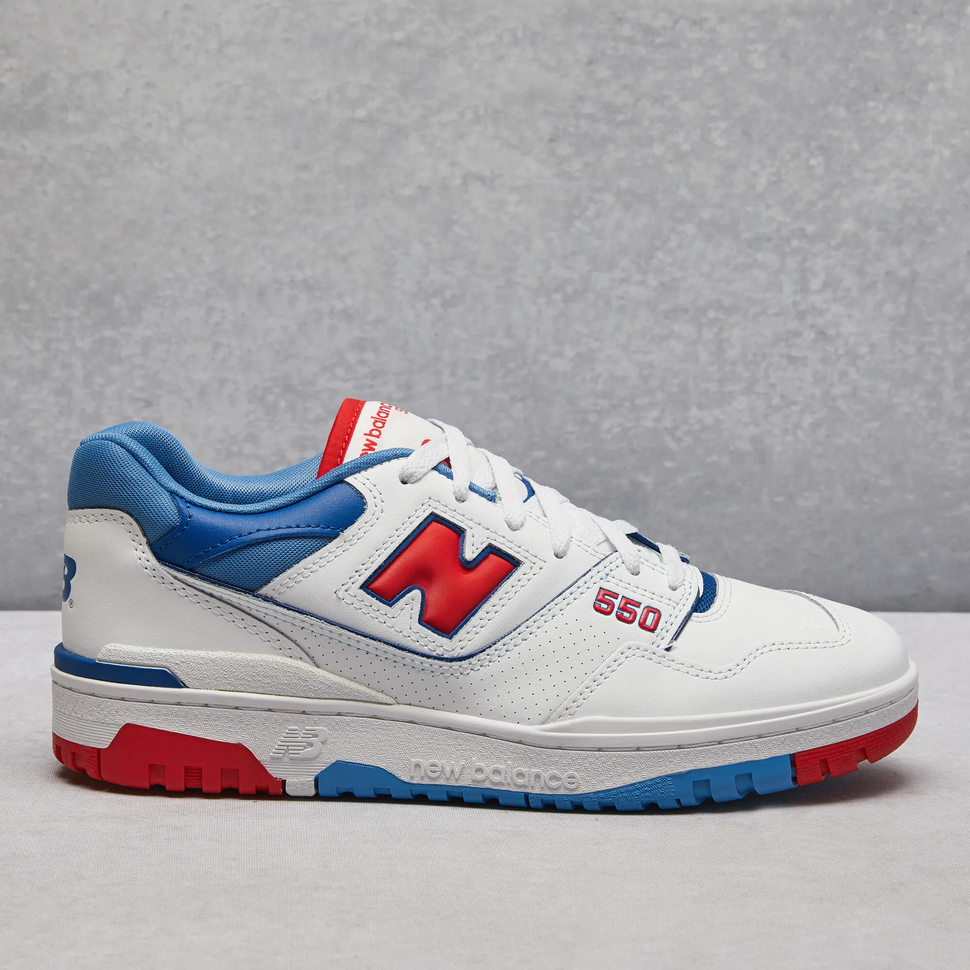 New Balance BB550 sneakers.