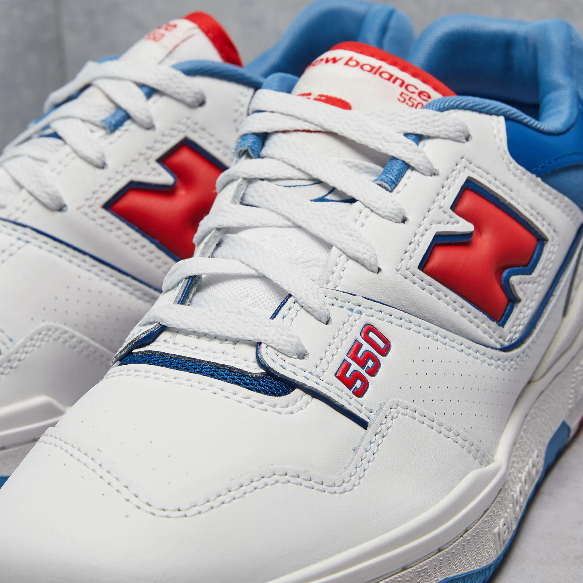 New Balance BB550 sneakers.