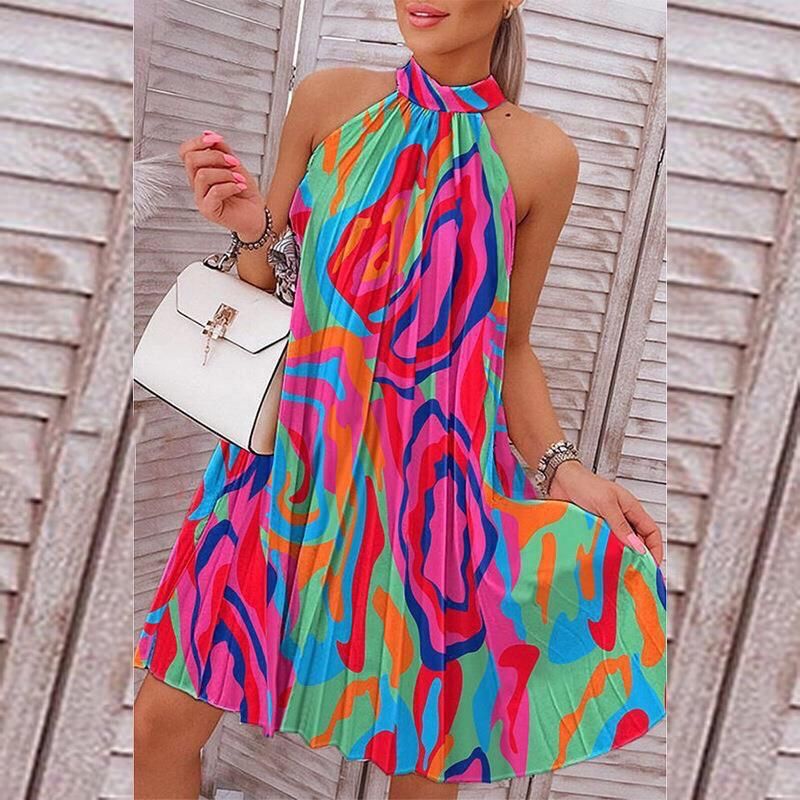 Pleated Sleeveless Dress in Multi-Color \n