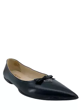 Prada leather point toe bow flats, size 7