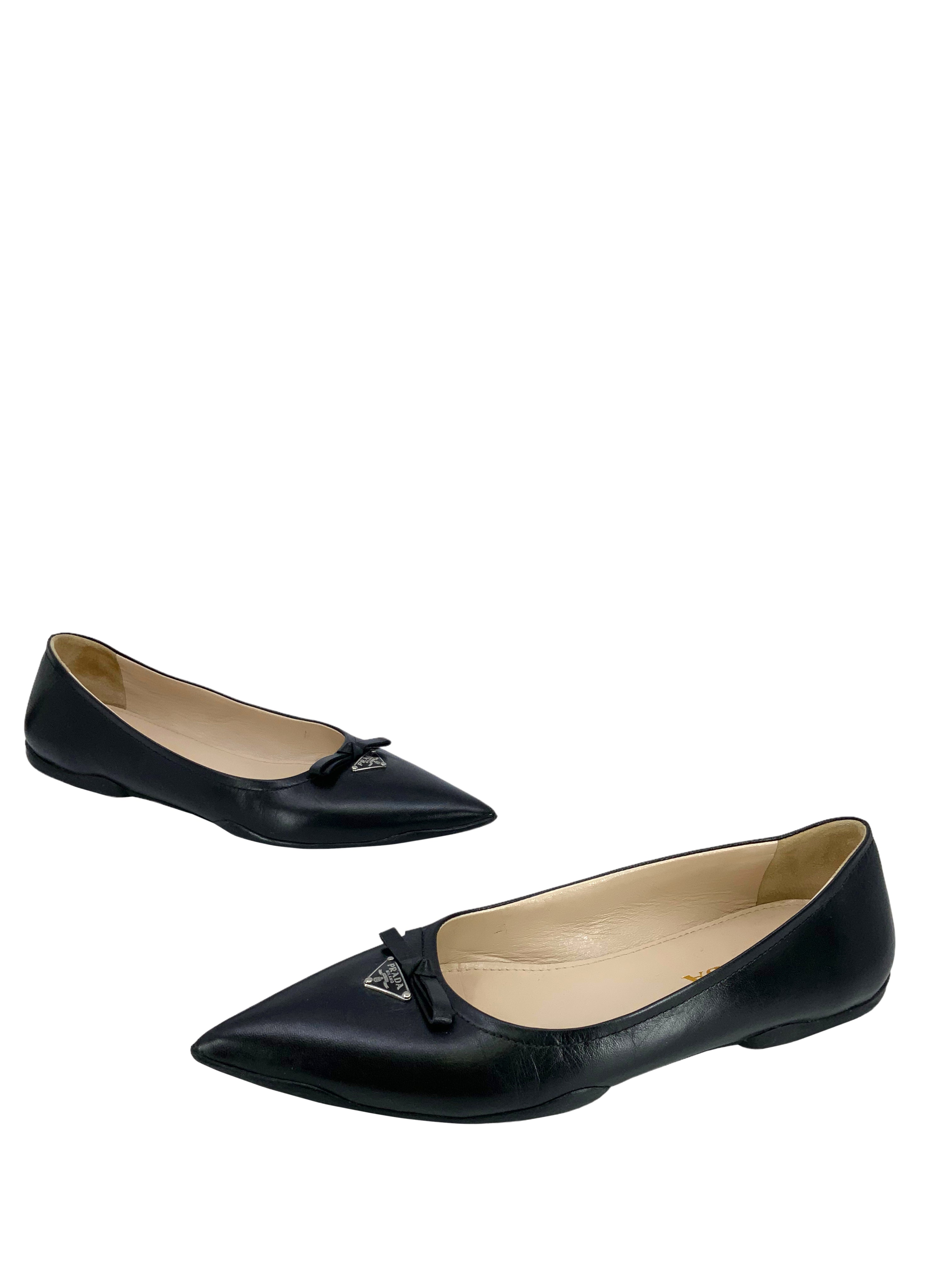 Prada leather point toe bow flats, size 7