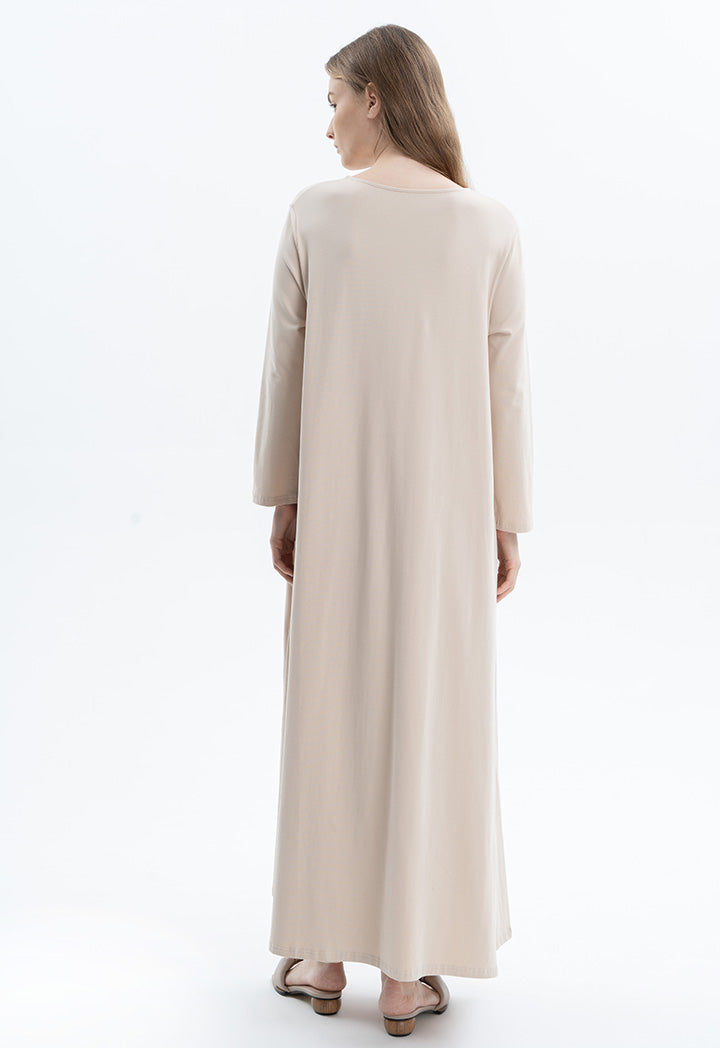 Round neck solid maxi dress