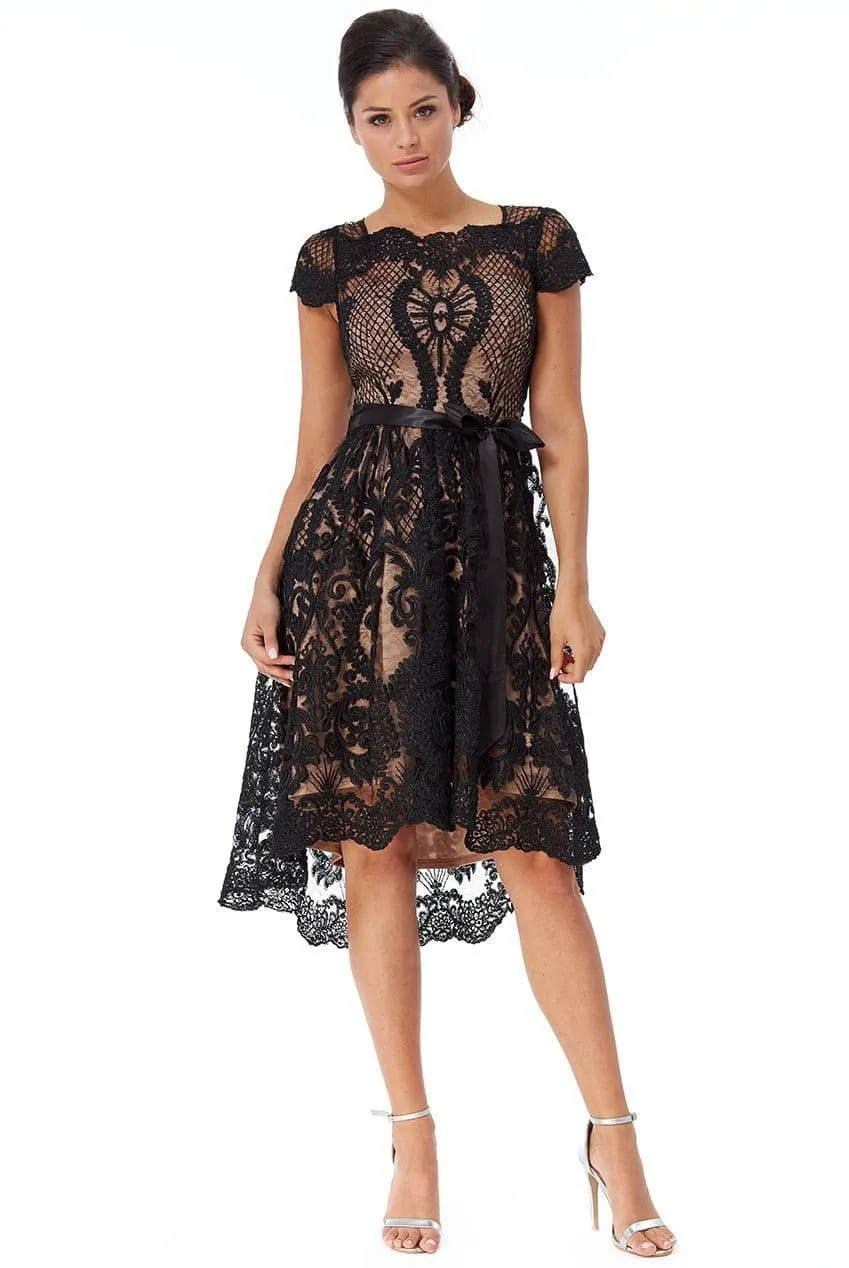 Chic Scallop Hem Lace Midi Dress