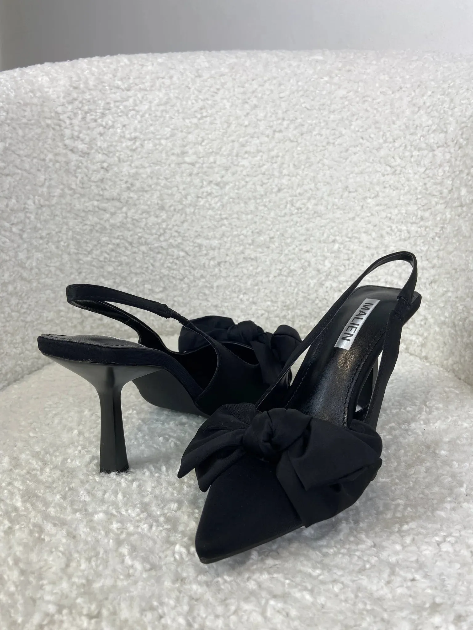 Bow slingback shoes