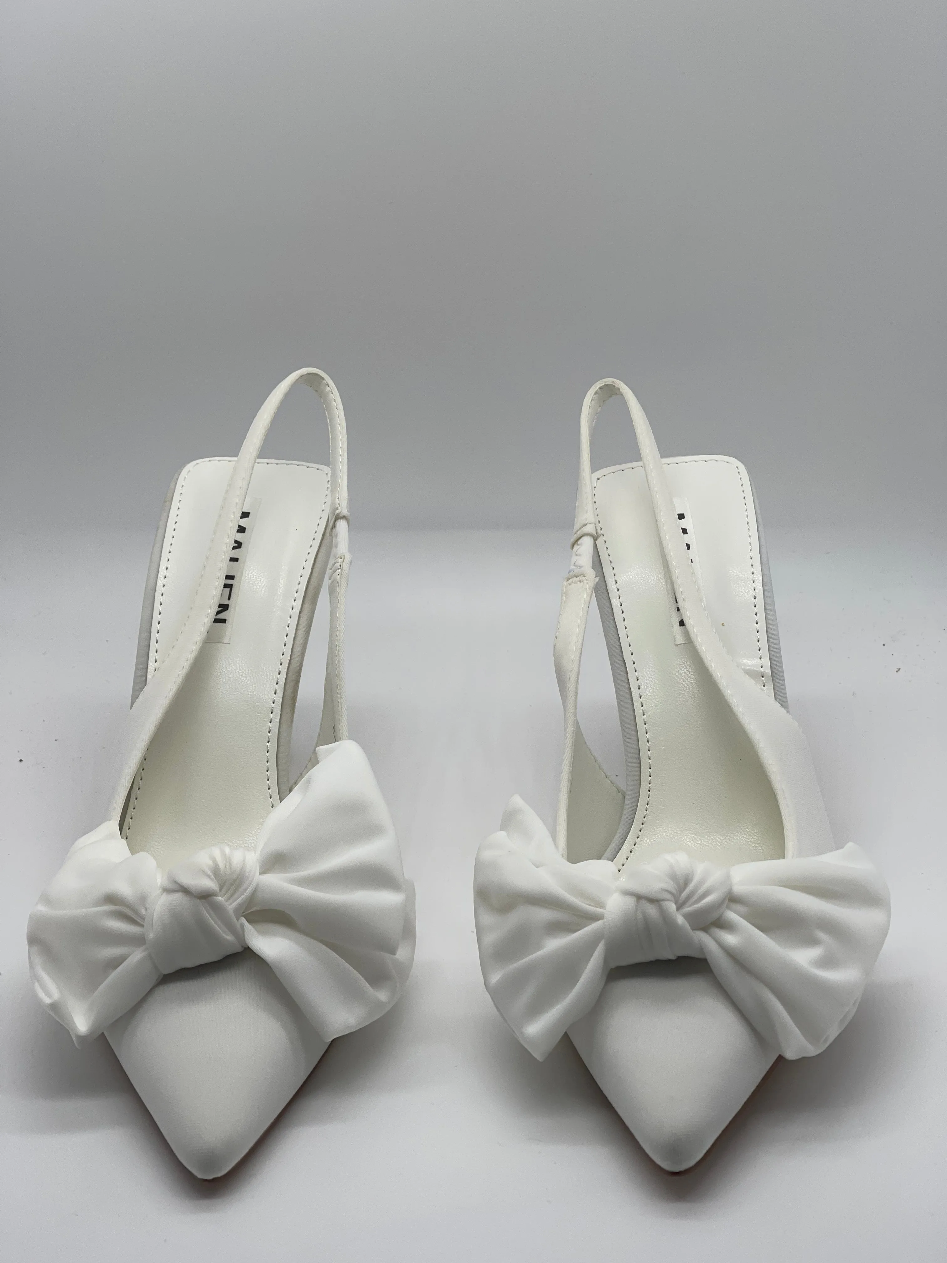 Bow slingback shoes