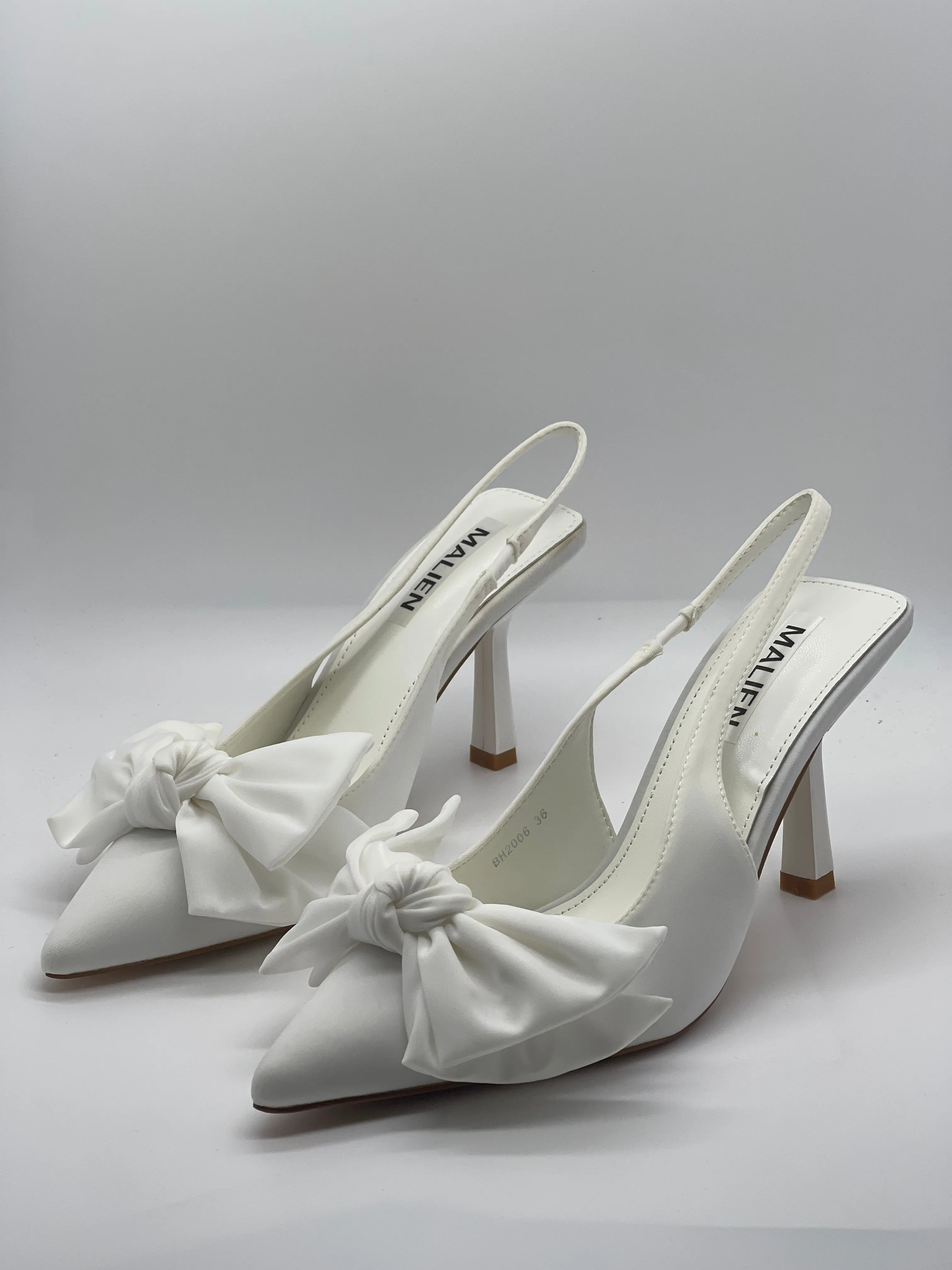 Bow slingback shoes