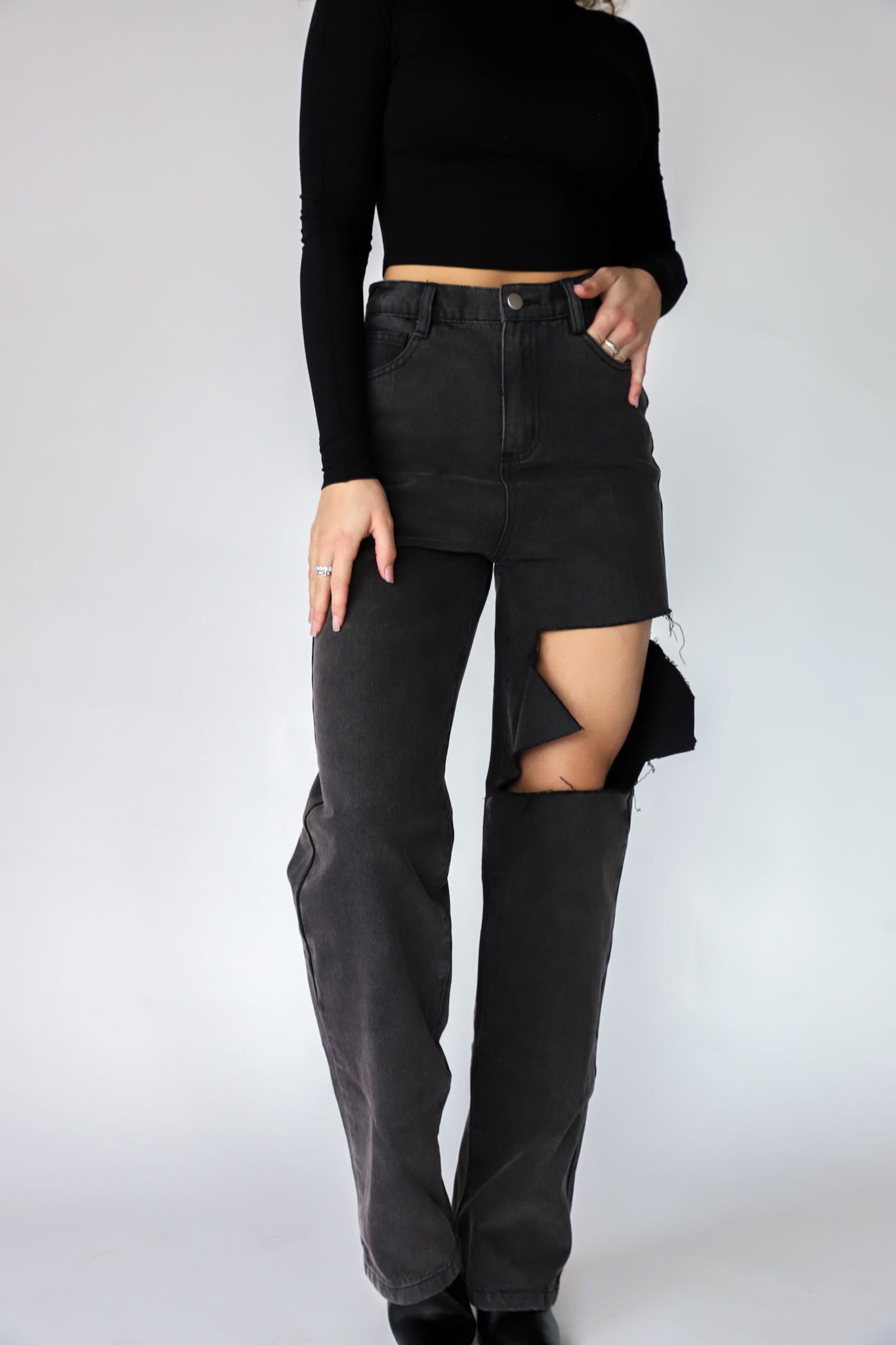 Slit Denim: A Perfect Choice for Fashion-Forward Individuals