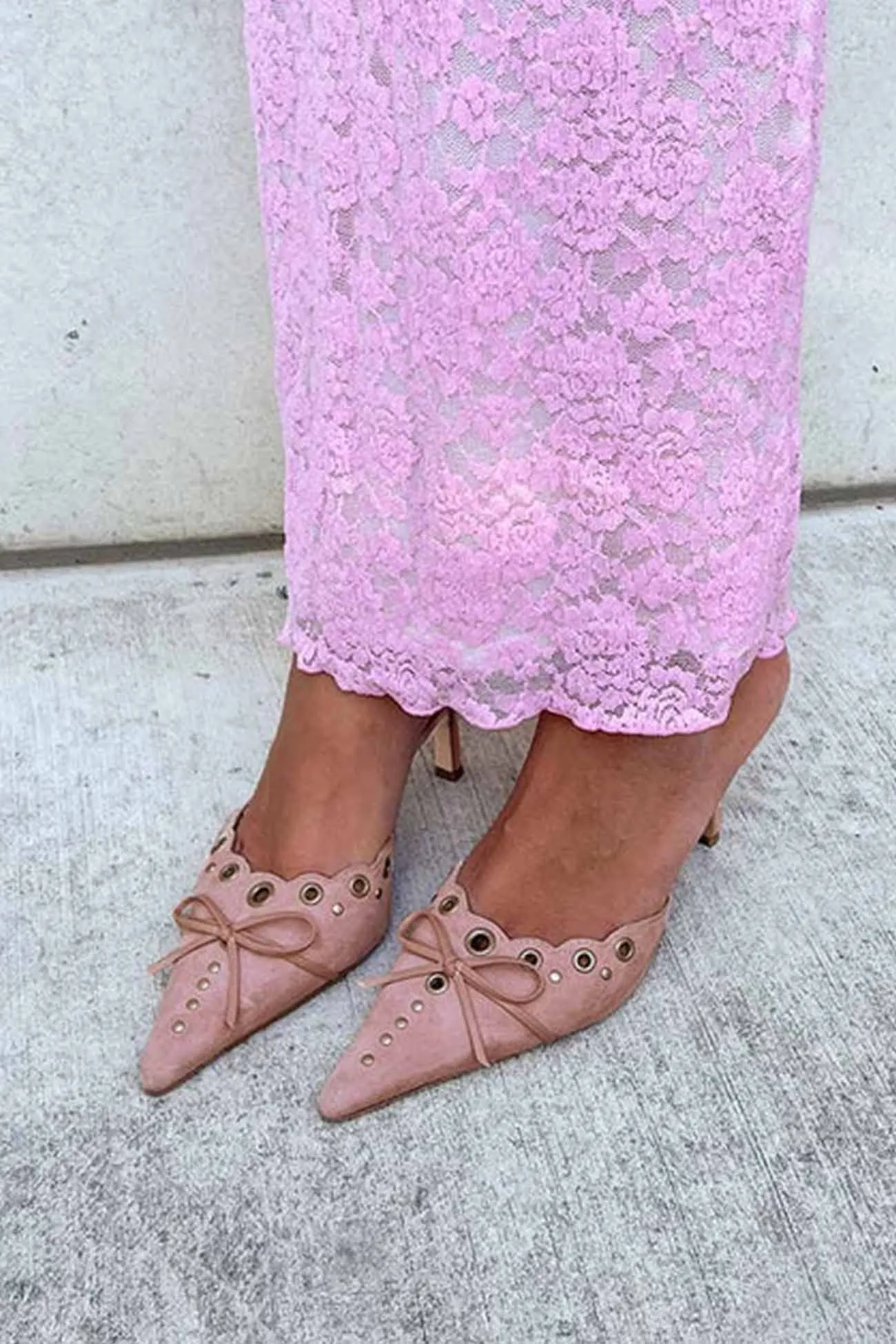 Suede Pointed Toe Bow Hollow Heels Mules