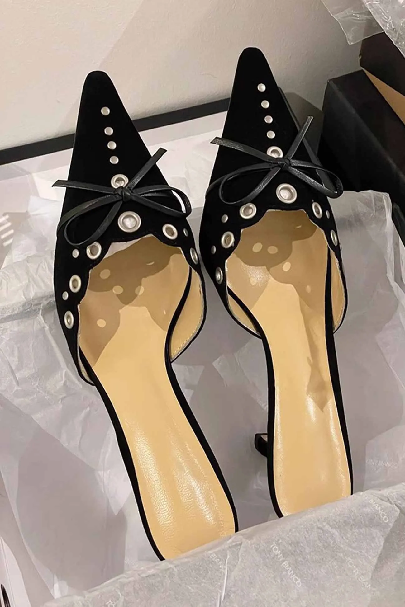 Suede Pointed Toe Bow Hollow Heels Mules