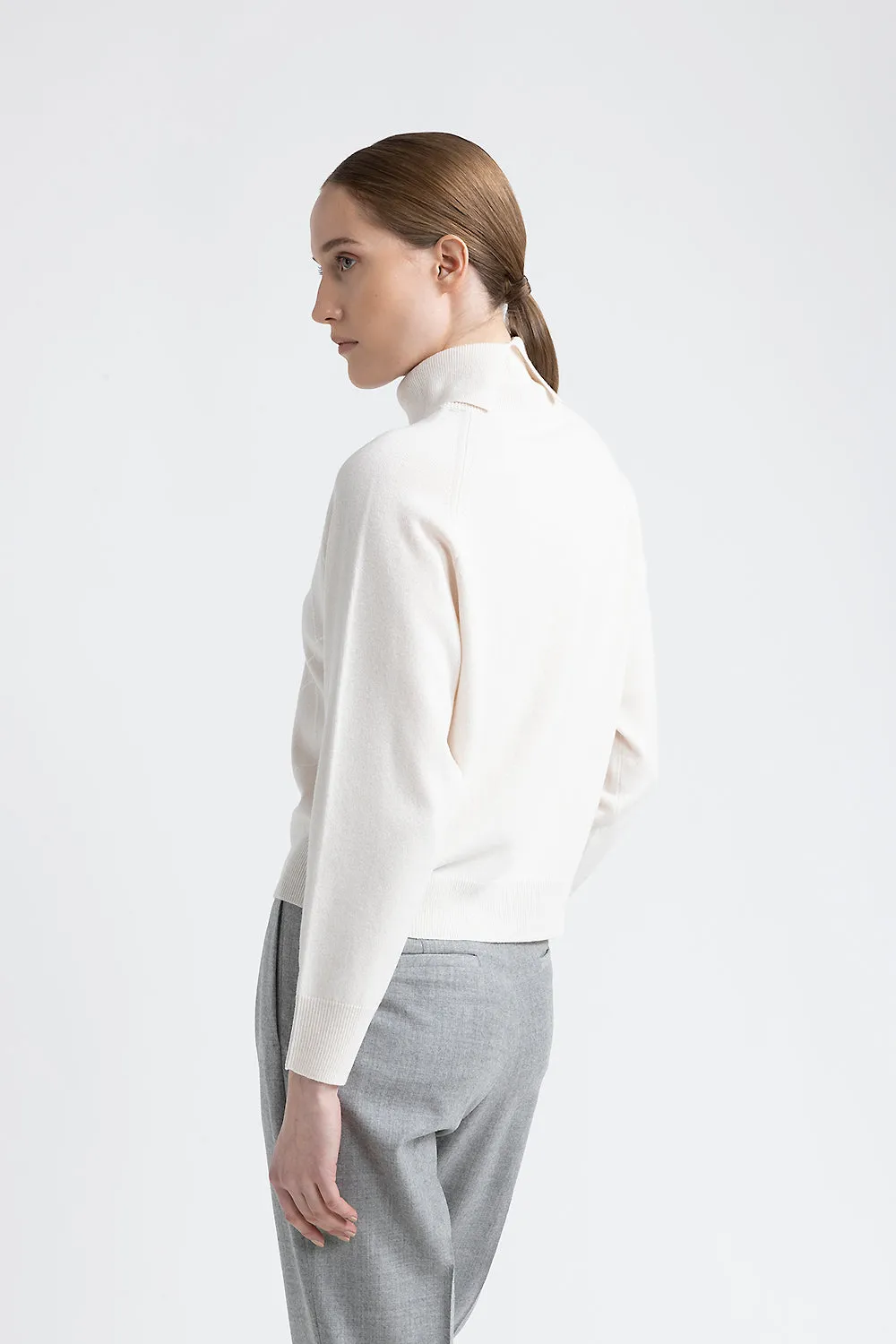 Wool Silk Cashmere Turtleneck Sweater